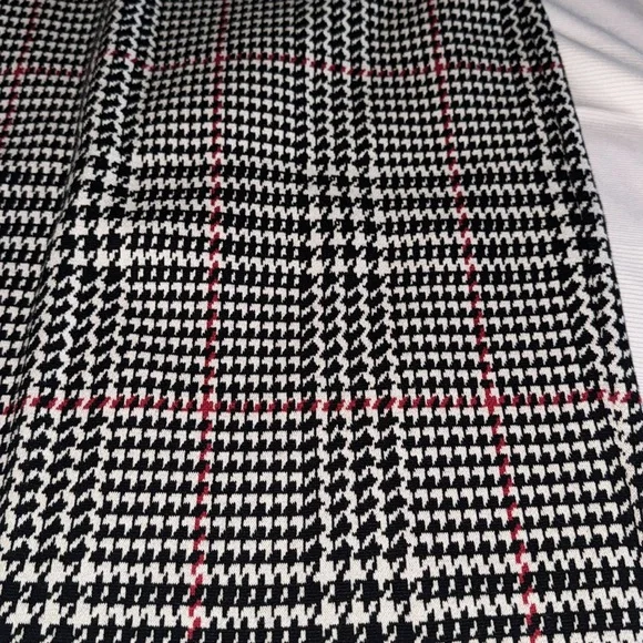 🌼Talbots Black White houndstooth skirt size small - Picture 2 of 9